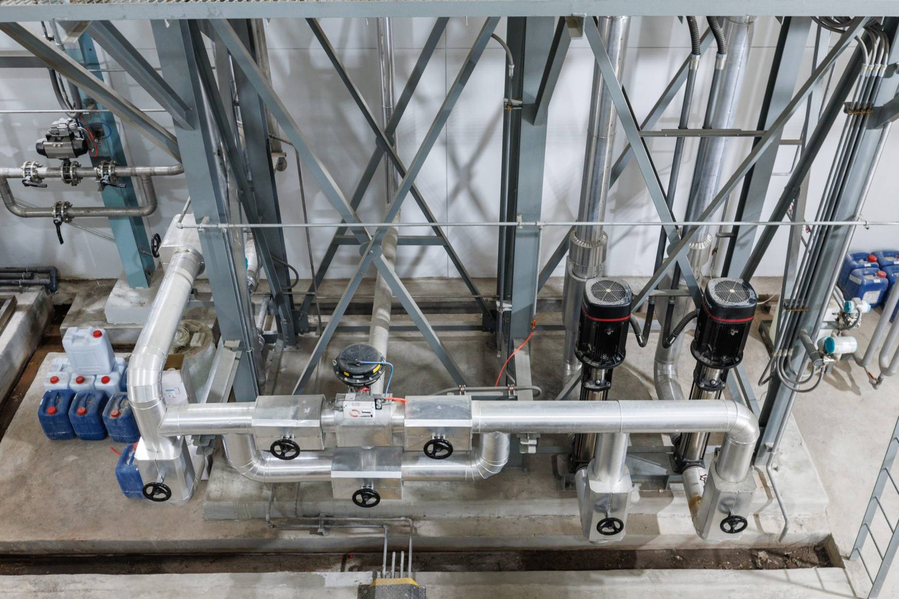 FEED WATER TANK & DEAREATOR